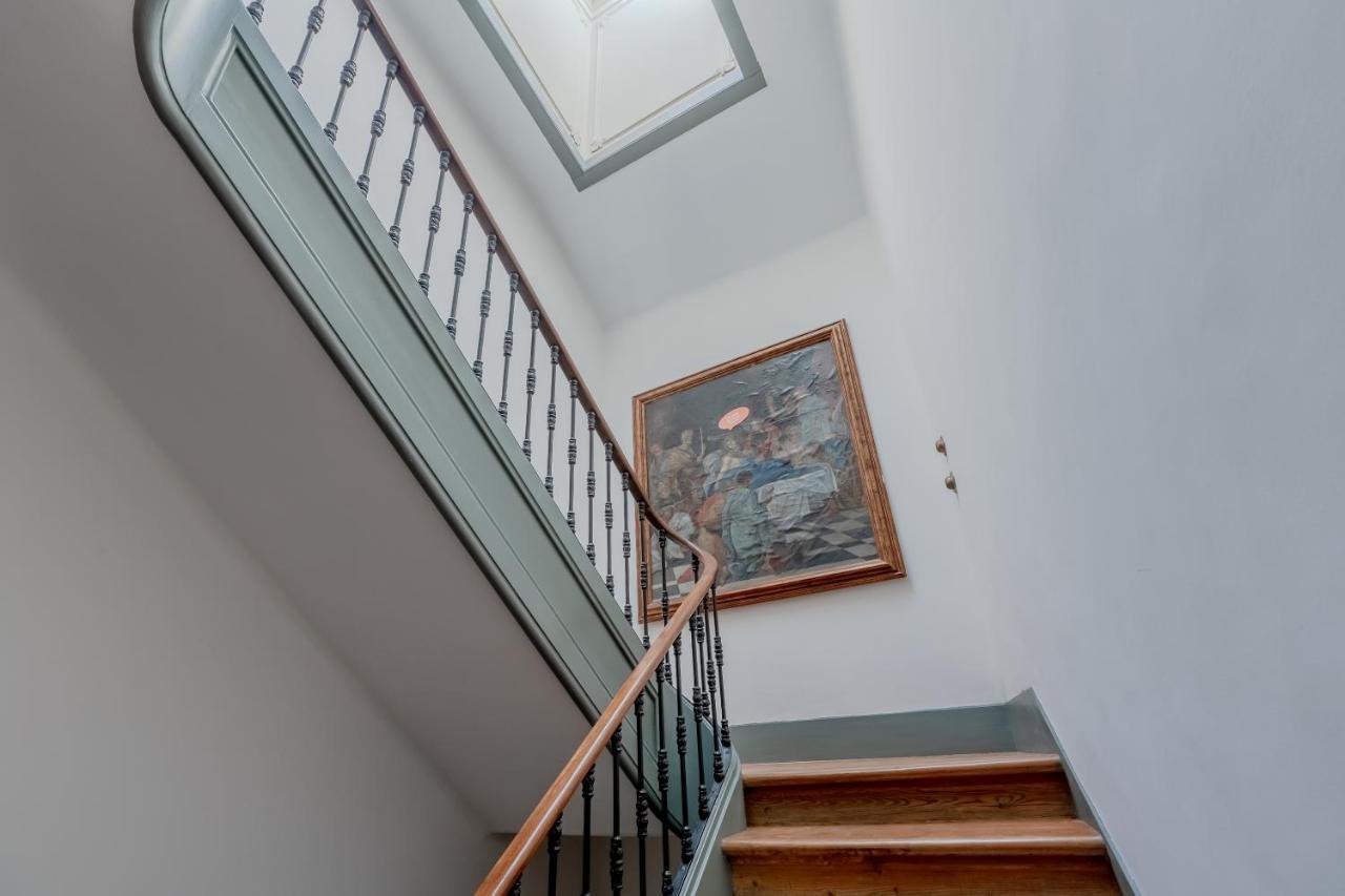 Principe Real Charming Garden View Flat At The Heart Of Lisbon Apartamento Exterior foto
